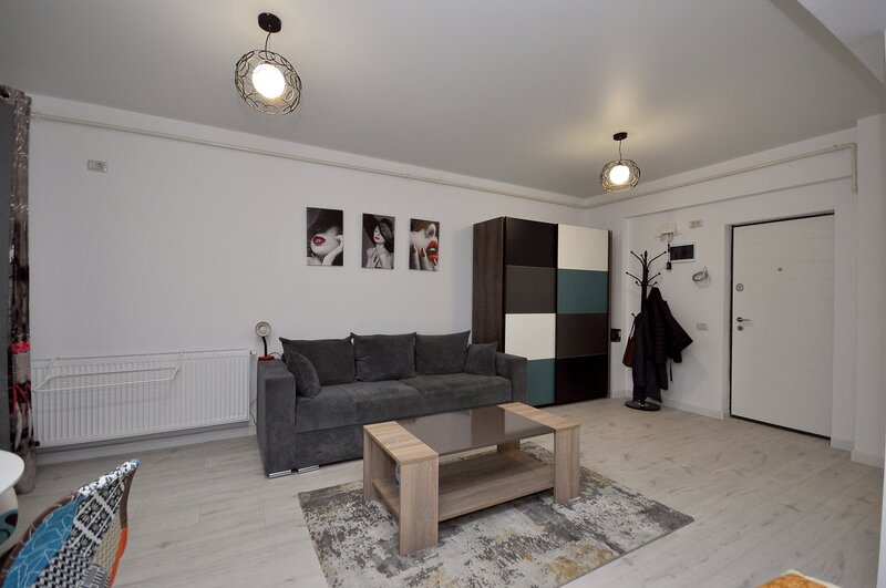 Rahova zona Jumbo Center, complexul Central Address, bloc nou an 2022,